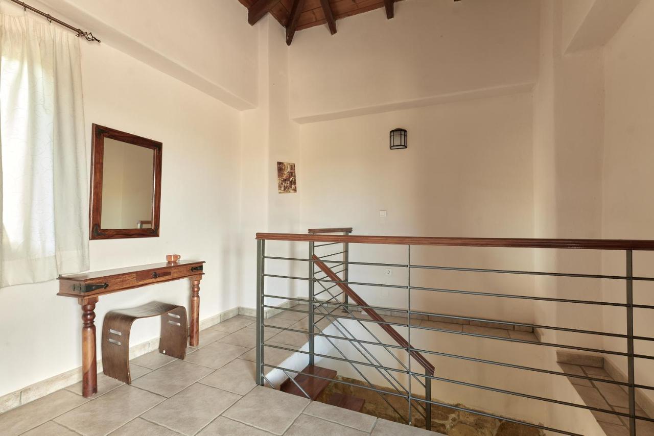 Mouri Villa Mourion  Zewnętrze zdjęcie
