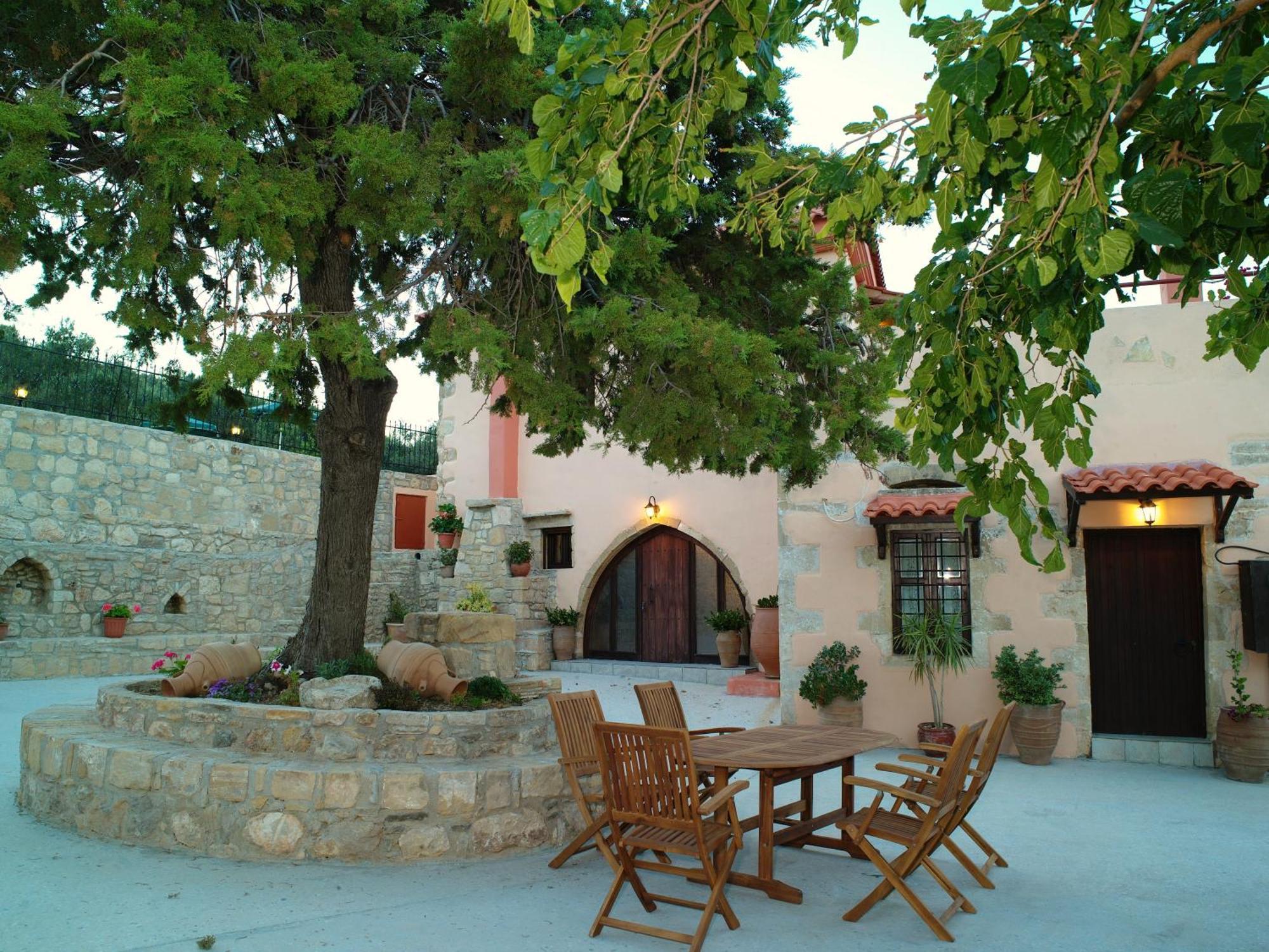 Mouri Villa Mourion  Zewnętrze zdjęcie